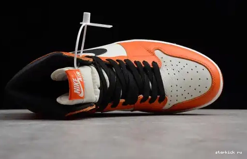 Retro 1 Jordan Air High Shattered “Reverse 555088-113 Backboard” 555088-113 OG 0701